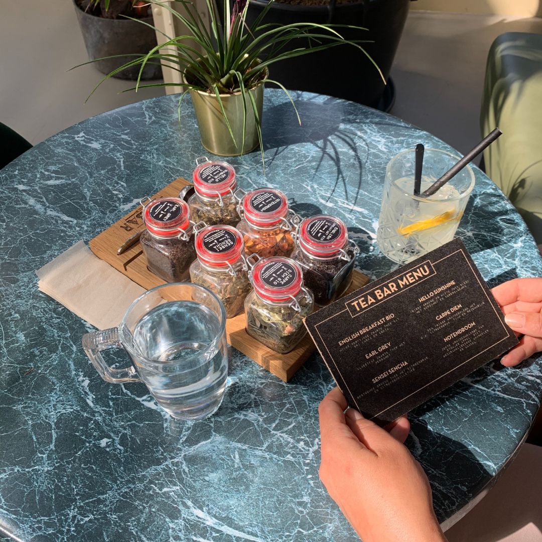 https://www.horeca-teabar.nl/thee-serveren/tea-barney-original.html